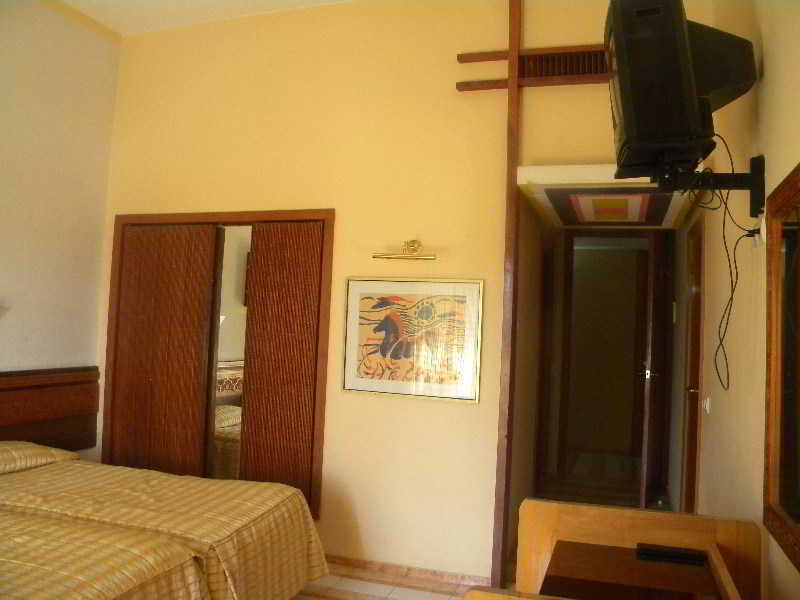 מלון פס Sidi Harazem מראה חיצוני תמונה